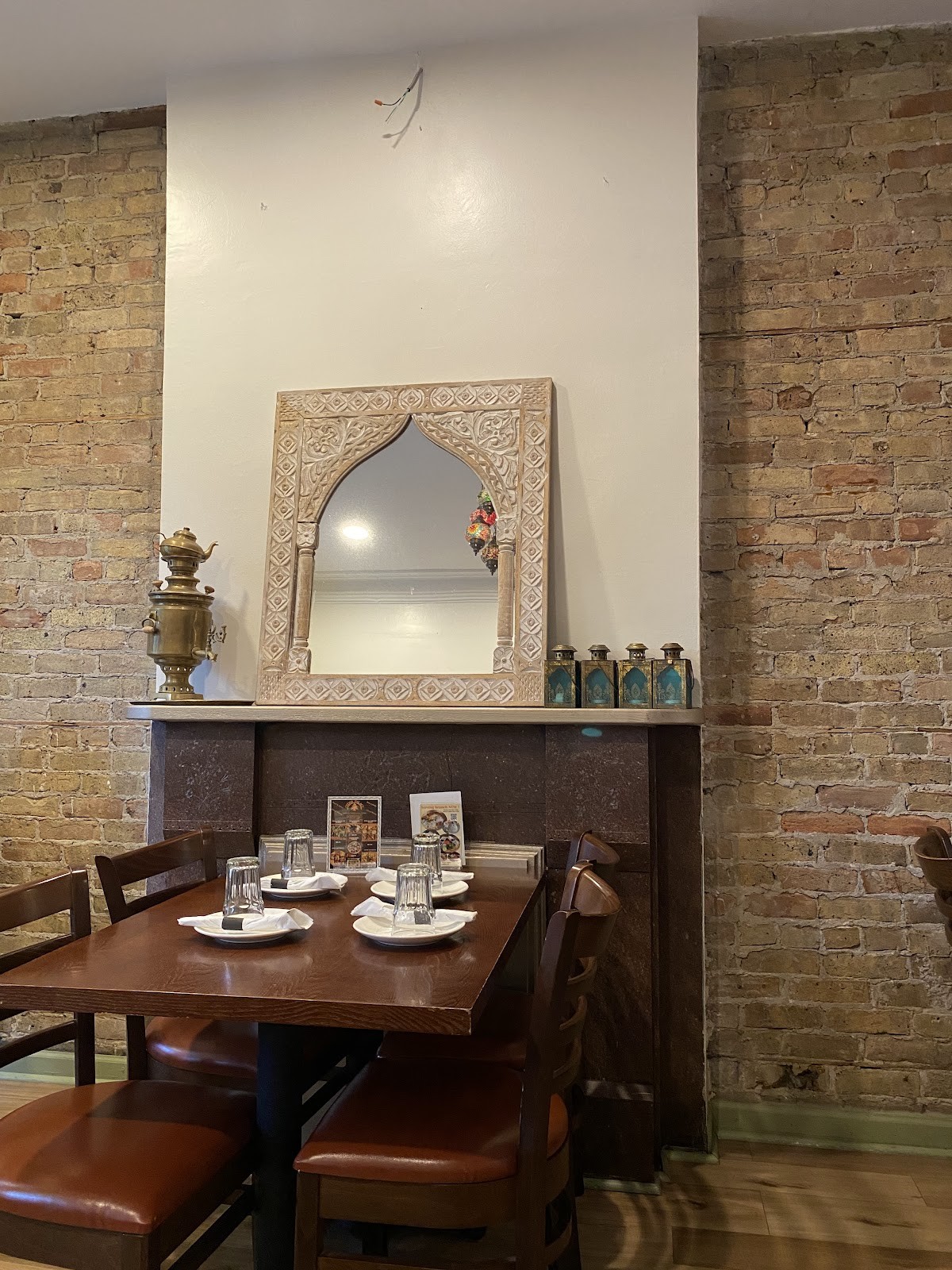 Cedar Palace: the place