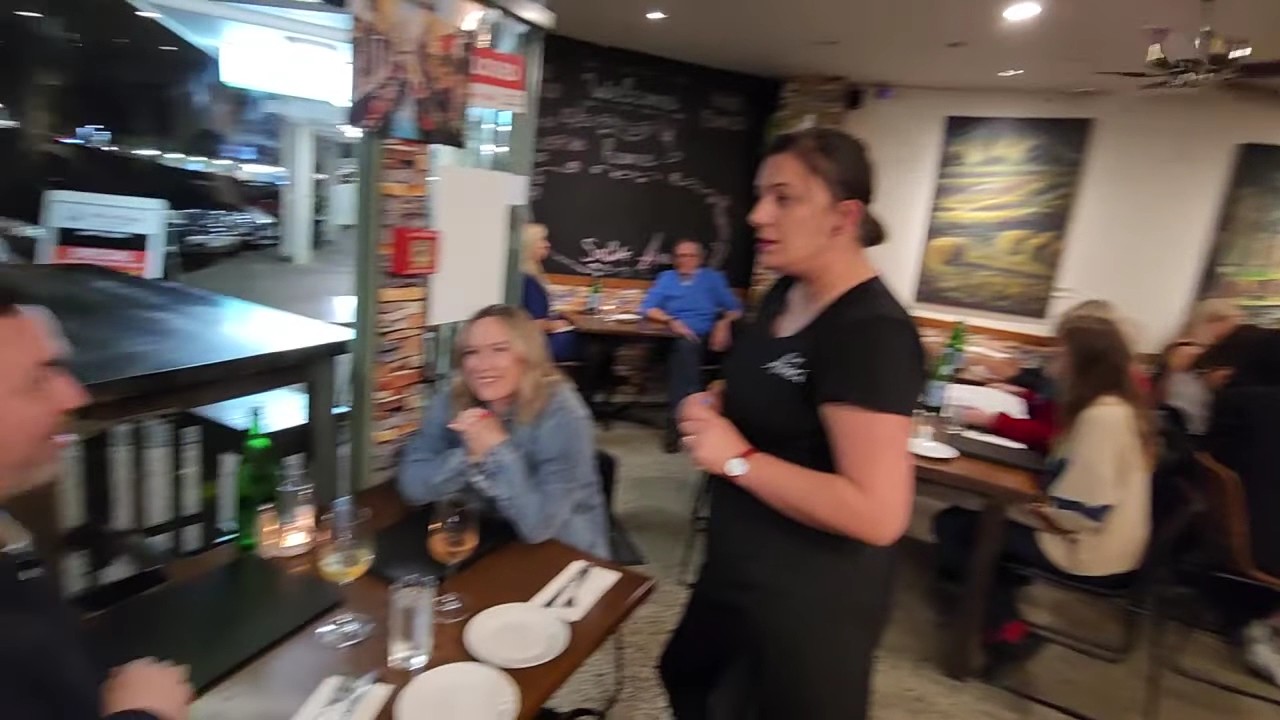 Due Amici Manly: the place