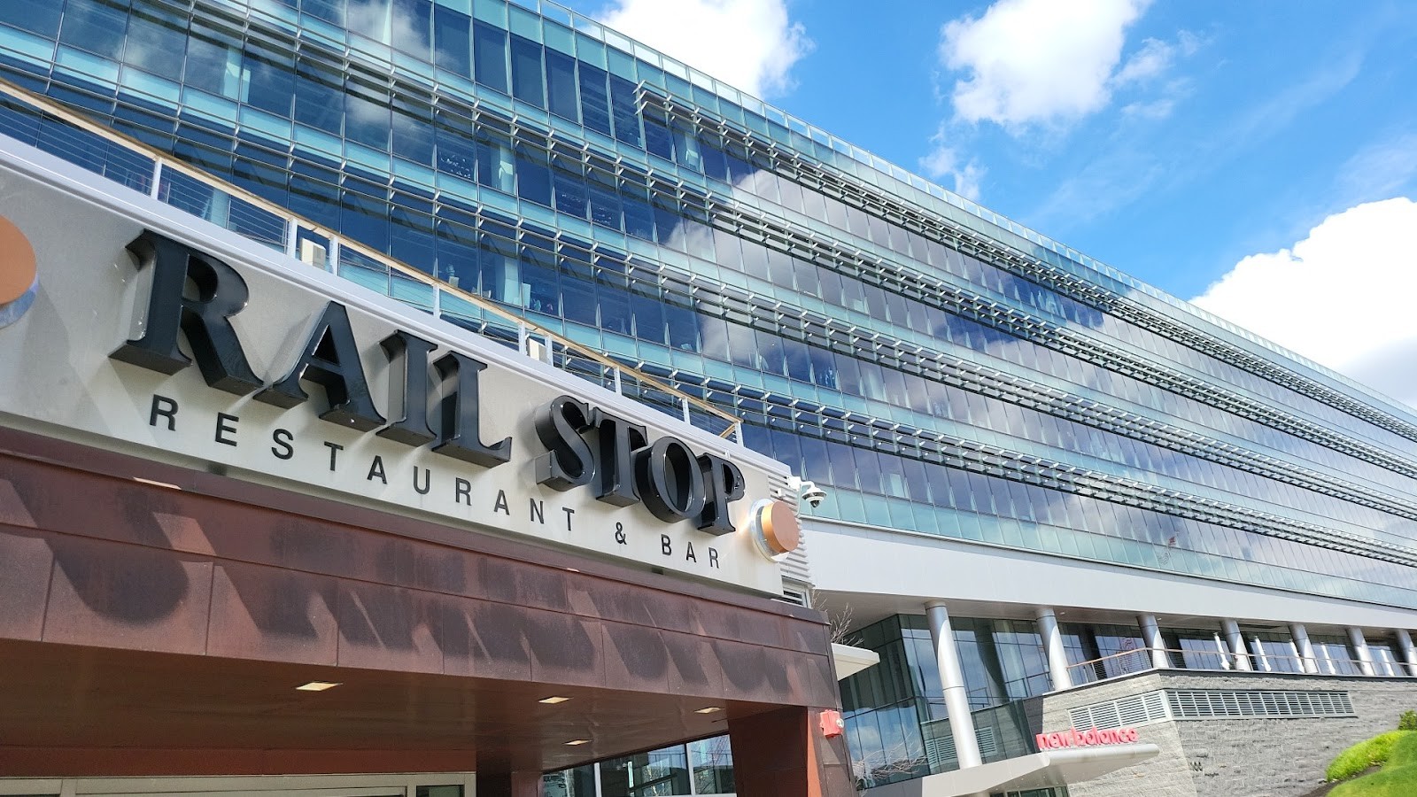 Rail Stop Restaurant & Bar: the place