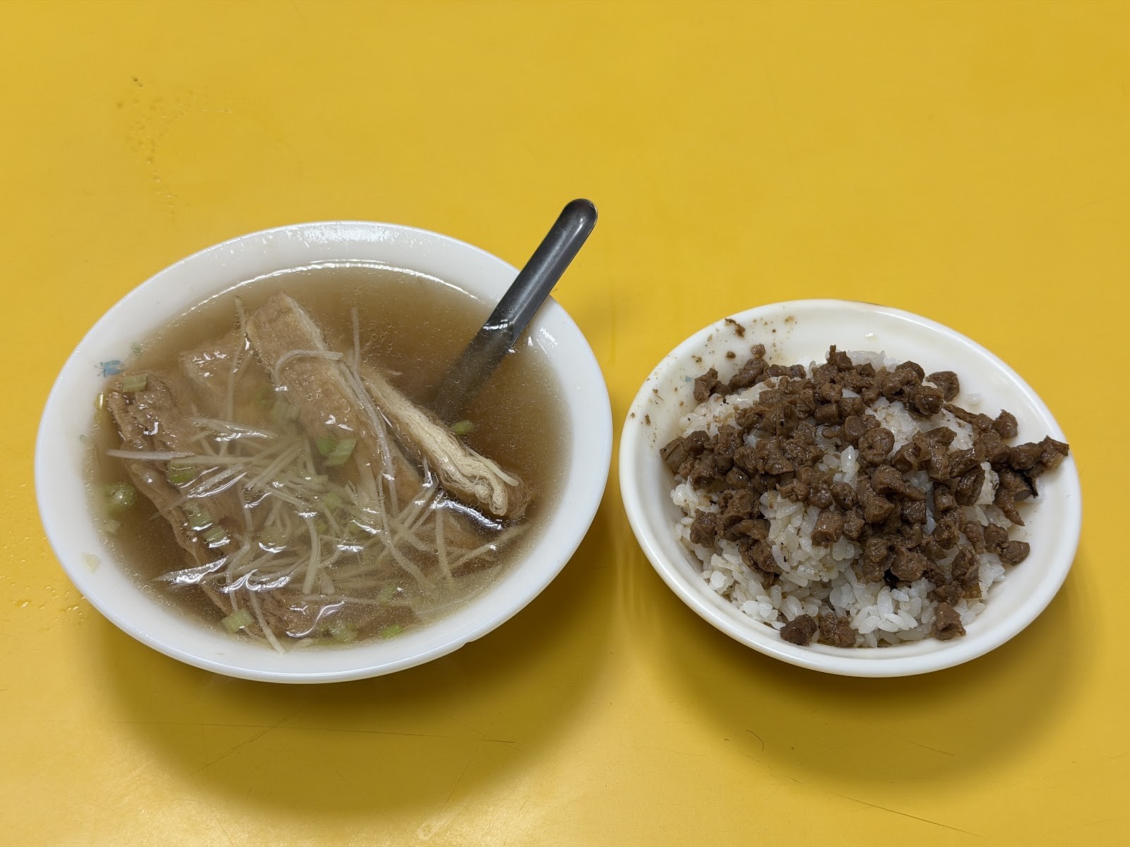 Ningxia Vegetarian Restaurant - 寧夏素食小館: food & drinks