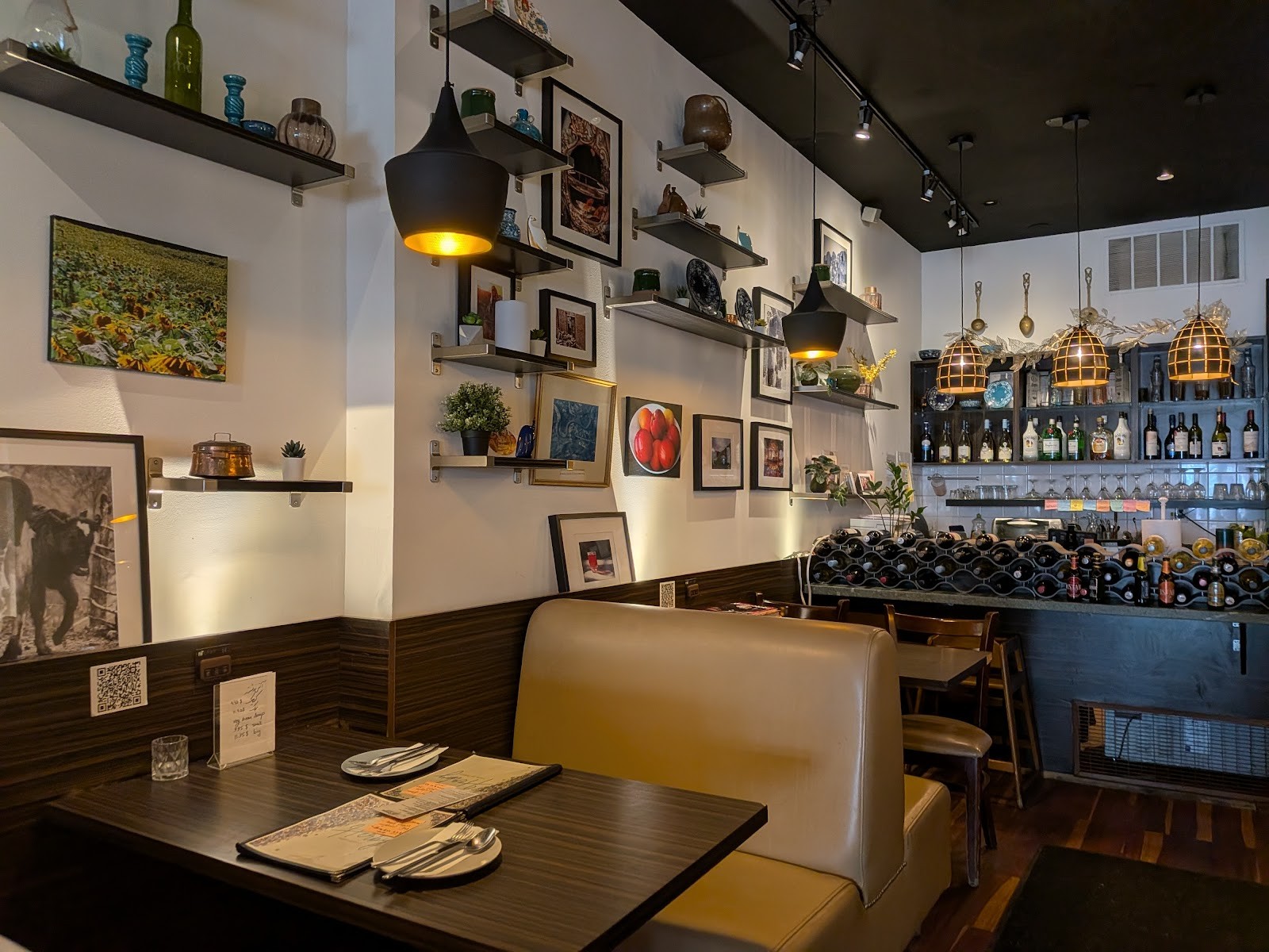 Herby Restaurant: the place