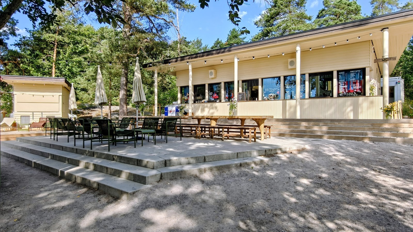 Ravintola Lippa: the place