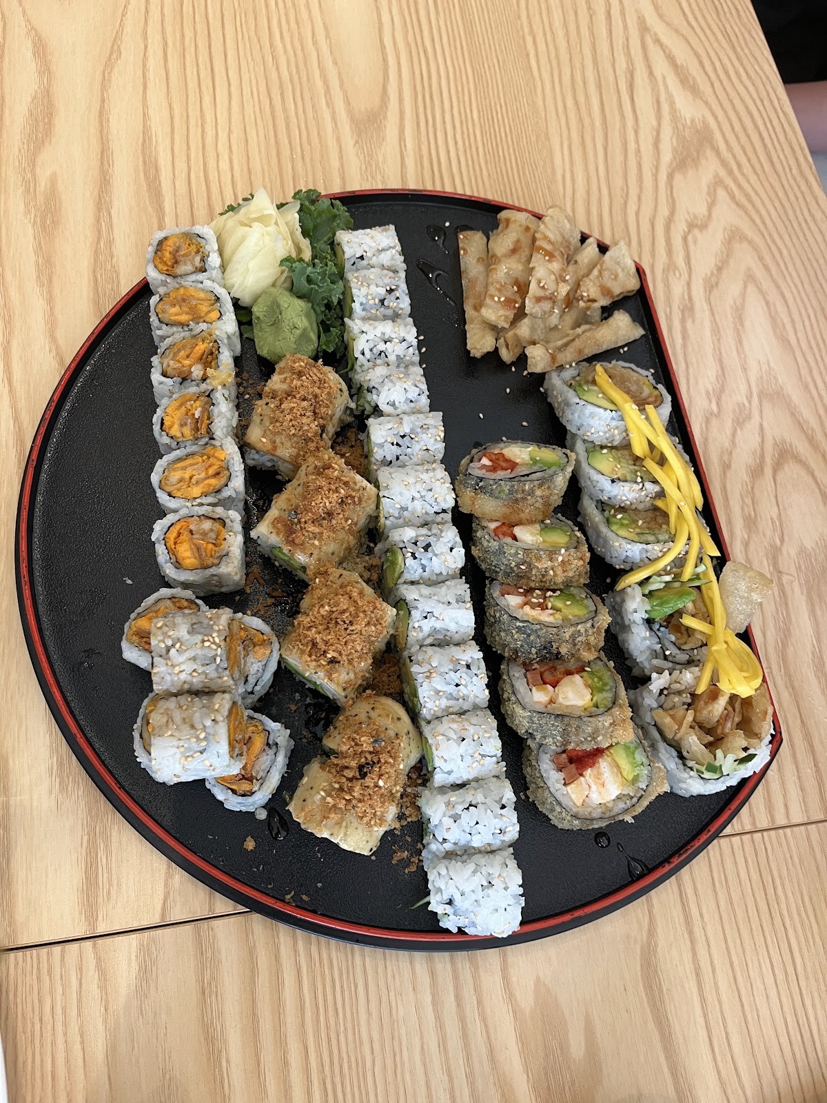 Tenon Vegan Sushi: food & drinks