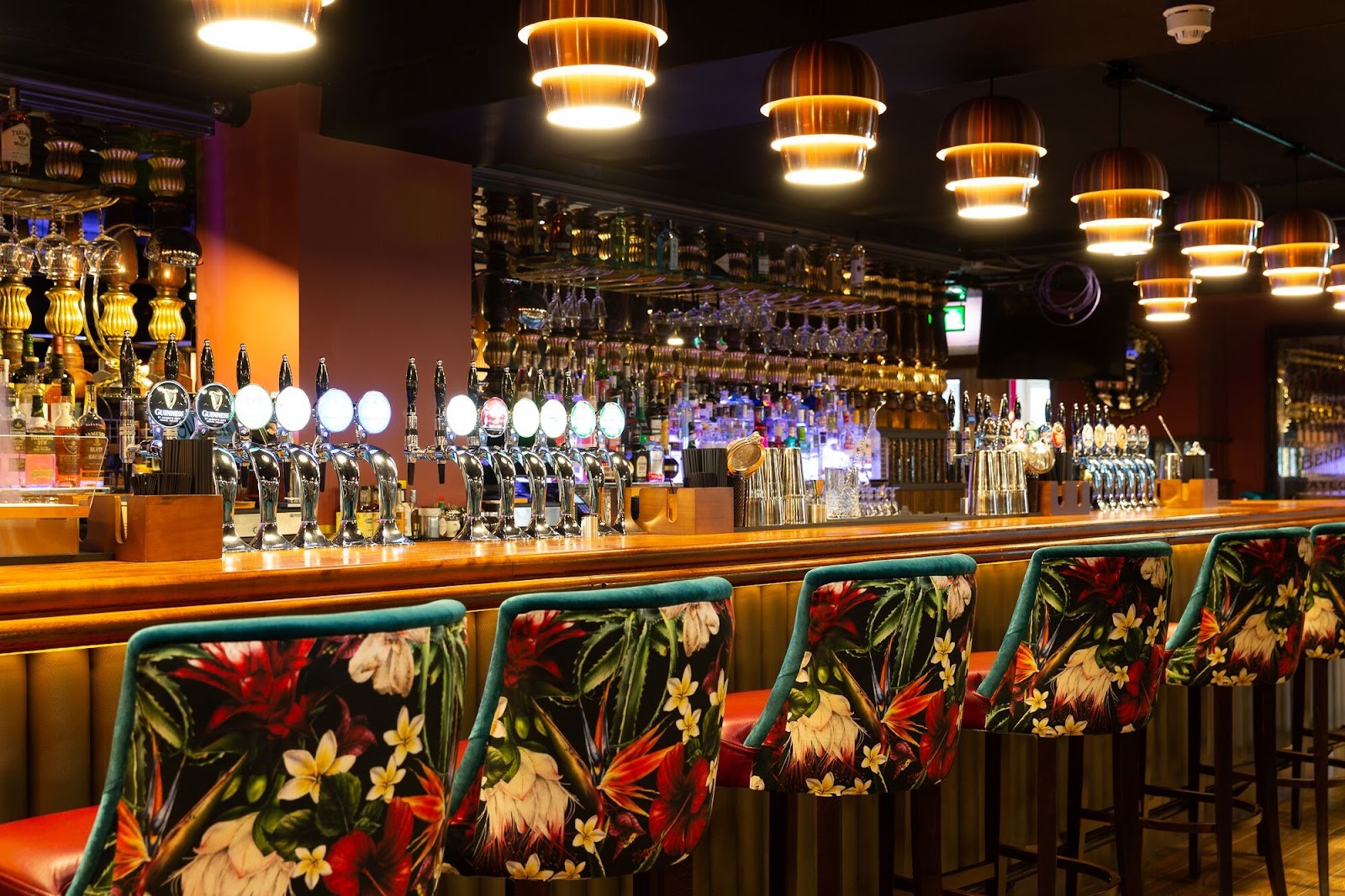 Bartley's Bar & Restaurant: the place