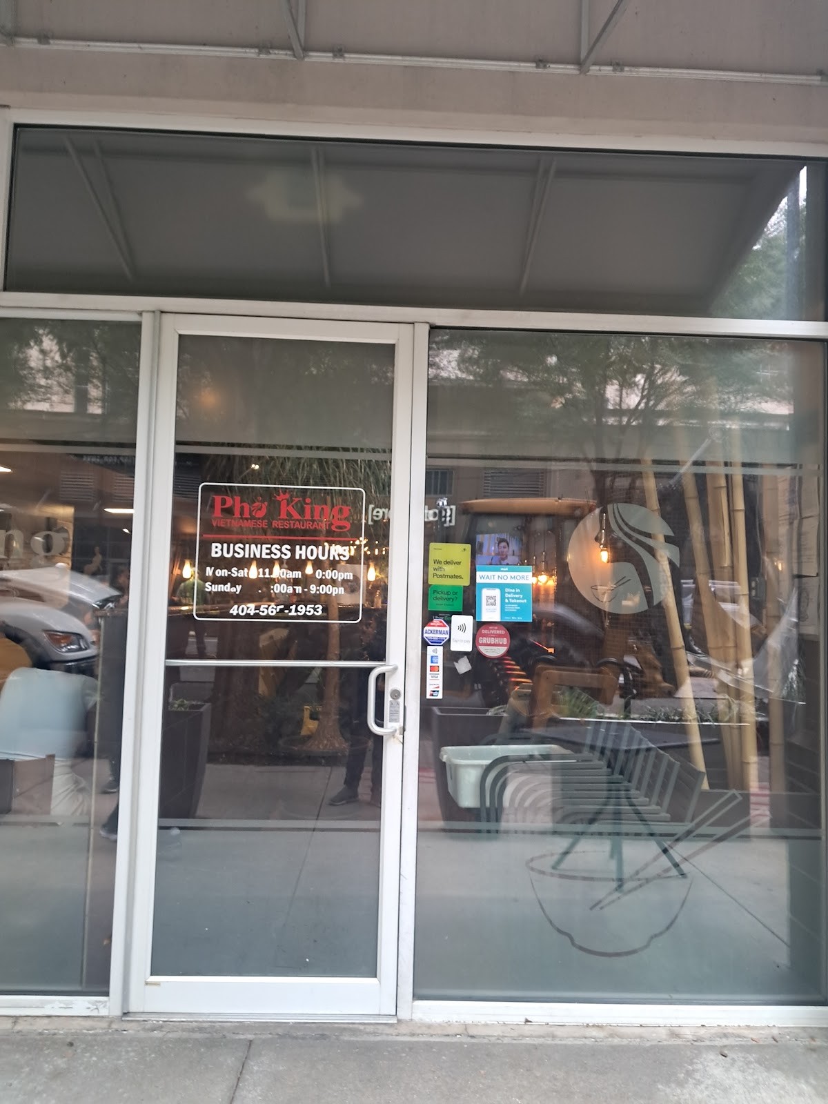 Pho King Midtown: the place