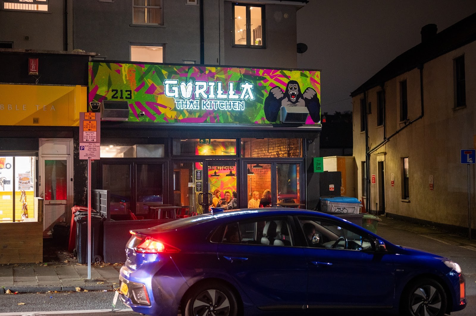 Gorilla Thai: the place