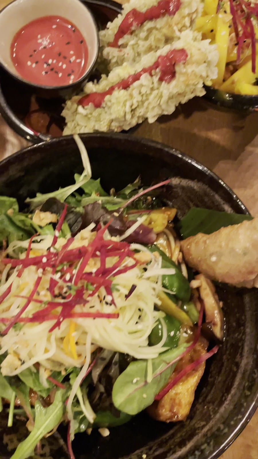 TA Vegan House: food & drinks