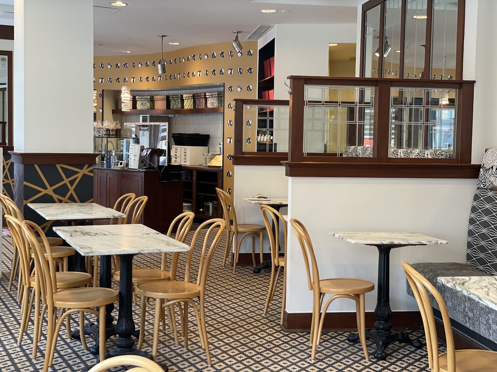 Teaism Lafayette Park: the place