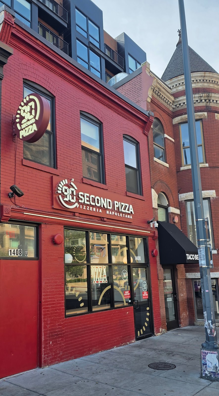 90 Second Pizza: the place