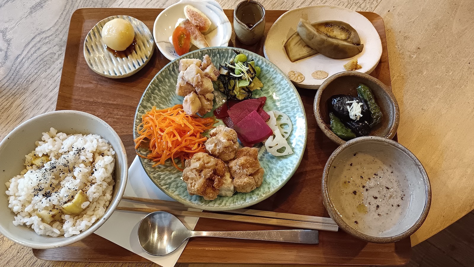 unkimika: food & drinks
