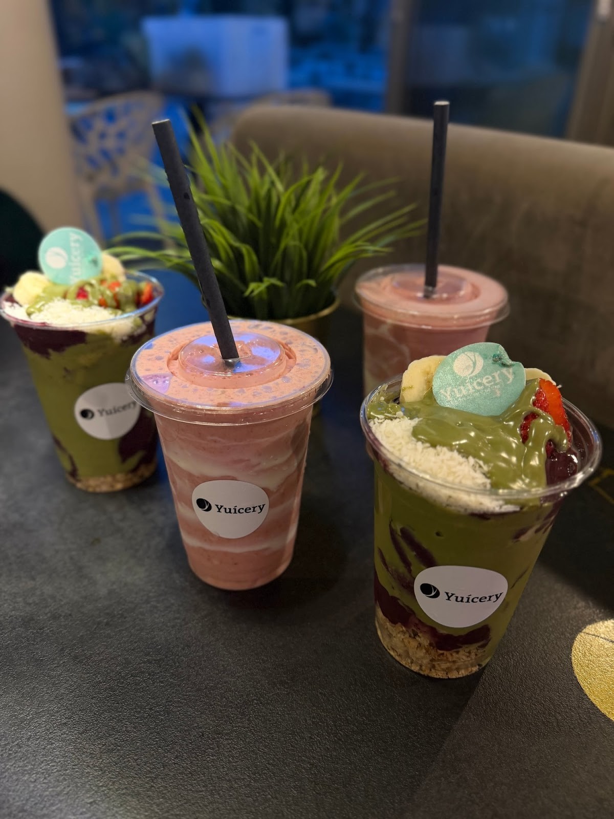 Yuícery Hospitalstraße: food & drinks