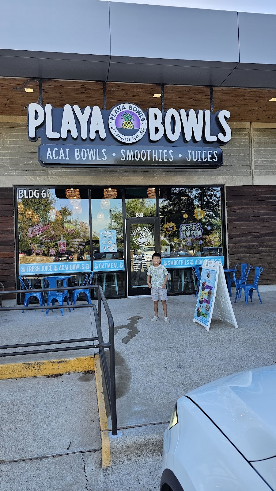 Playa Bowls: the place