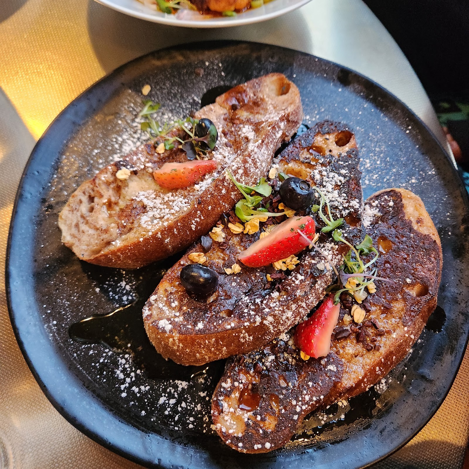 Aunts et Uncles: food & drinks