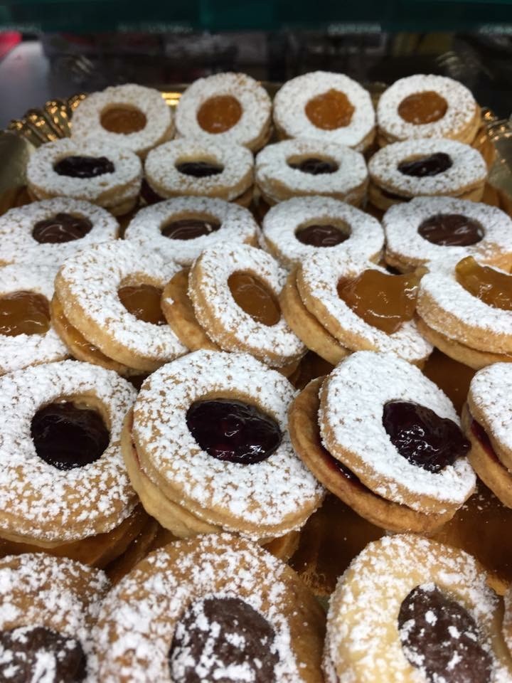 Cavaliere Caffe' Di Arlia Francesca Roma: food & drinks