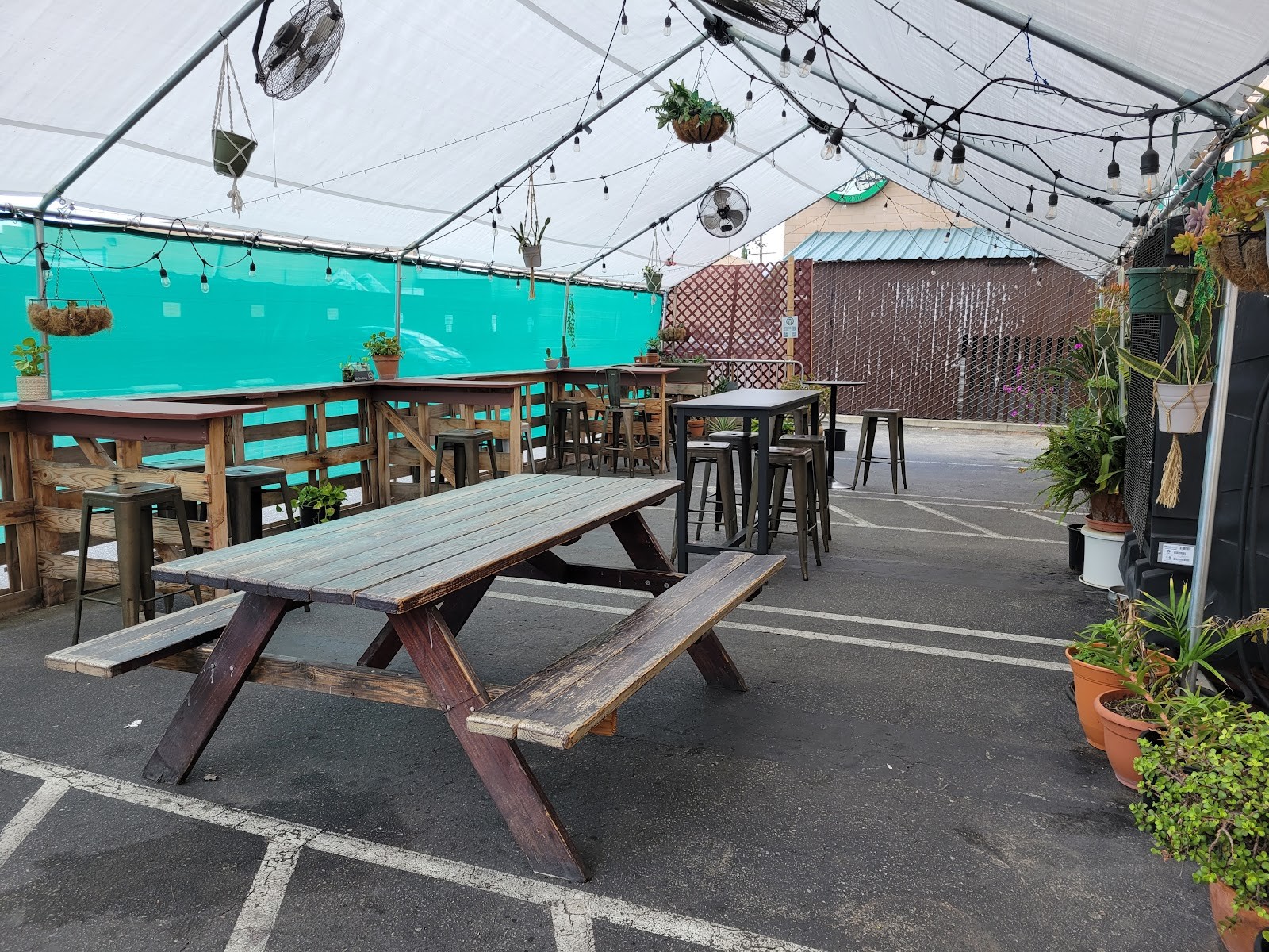 Hand-Brewed Beer, LLC: the place
