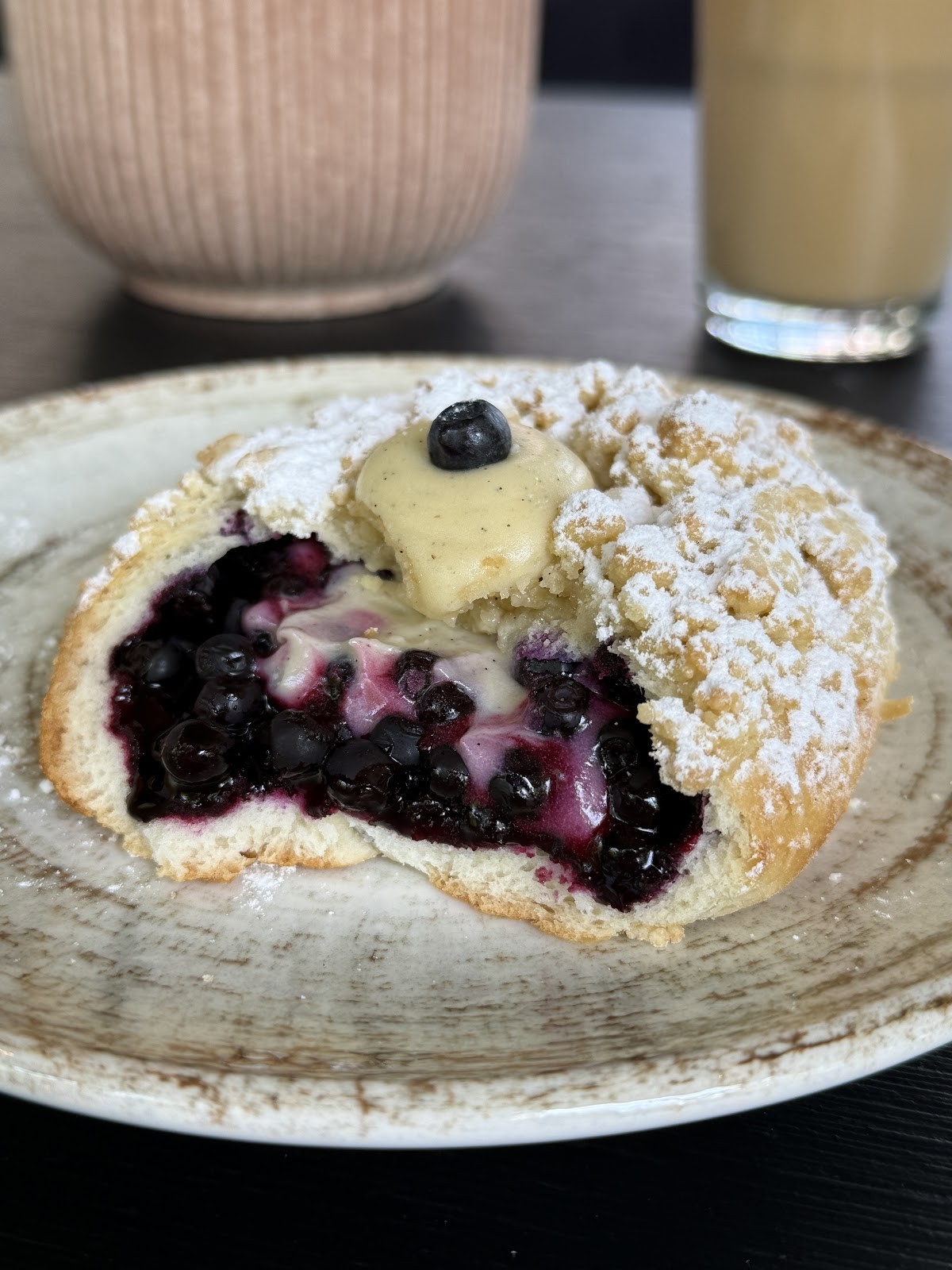 BAJA Vegan Patisserie: food & drinks