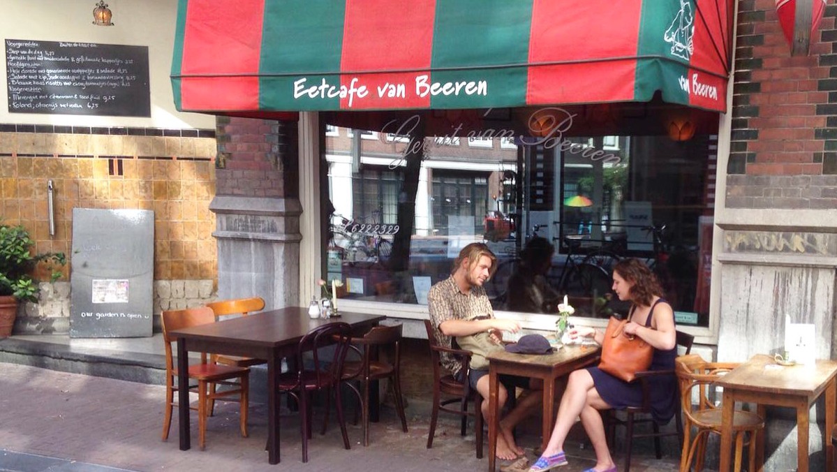 Eetcafe van Beeren: the place