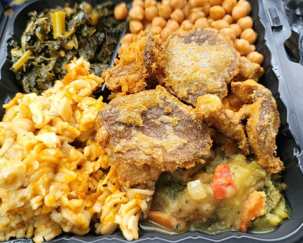 Baba's Vegan Cafe: food & drinks