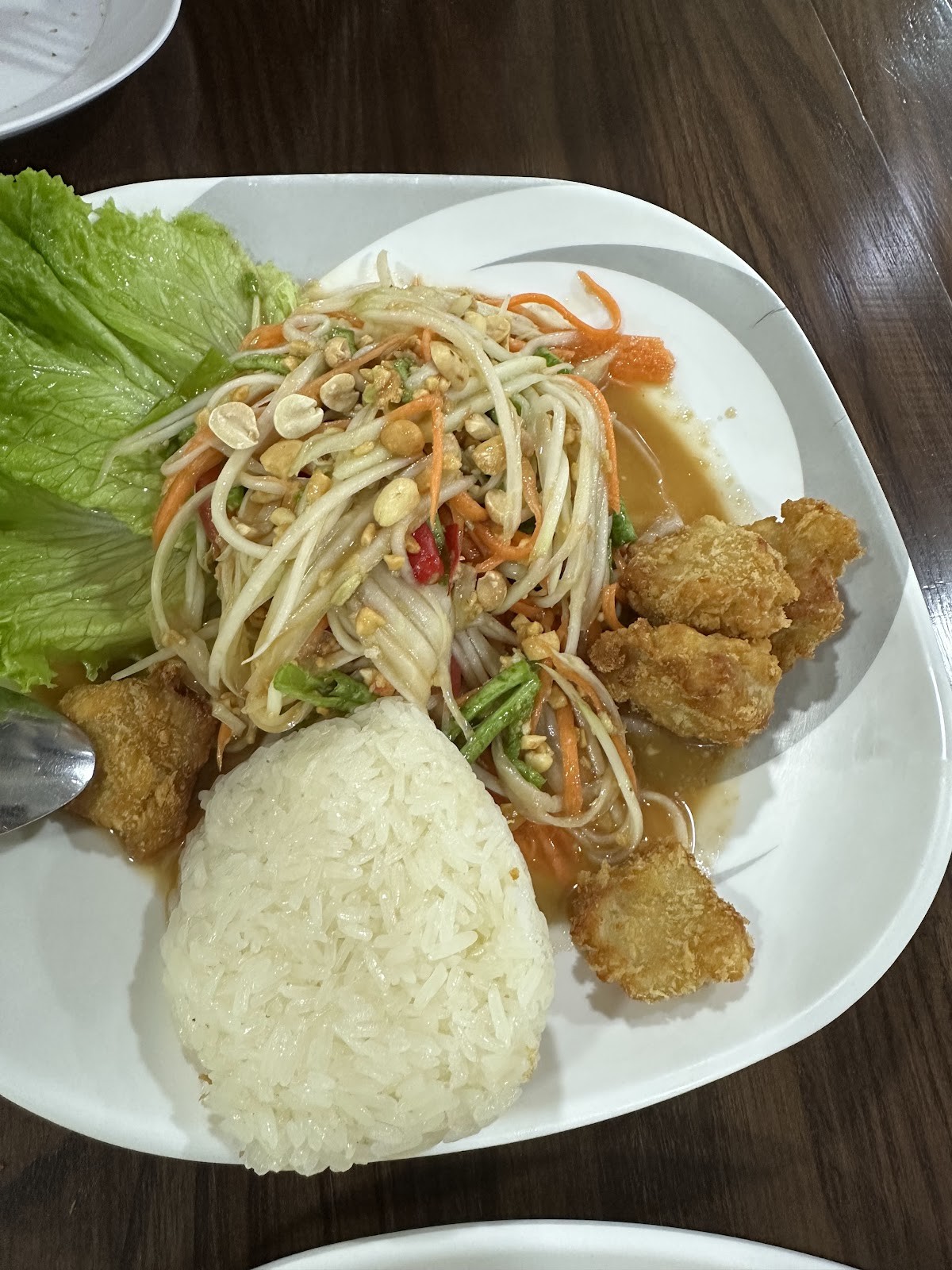 Nee's Kitchen: food & drinks