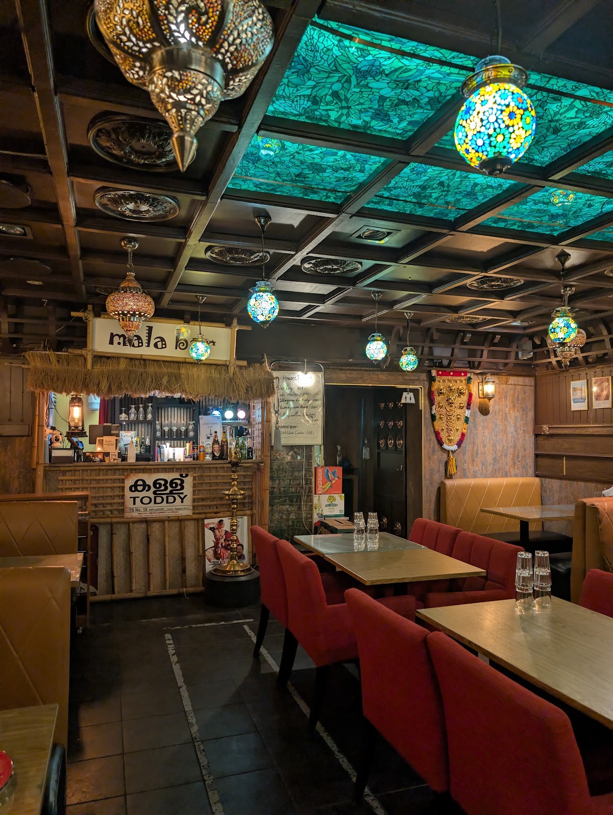 MahaBelly - Taste Of Kerala - Indisk Restaurang: the place