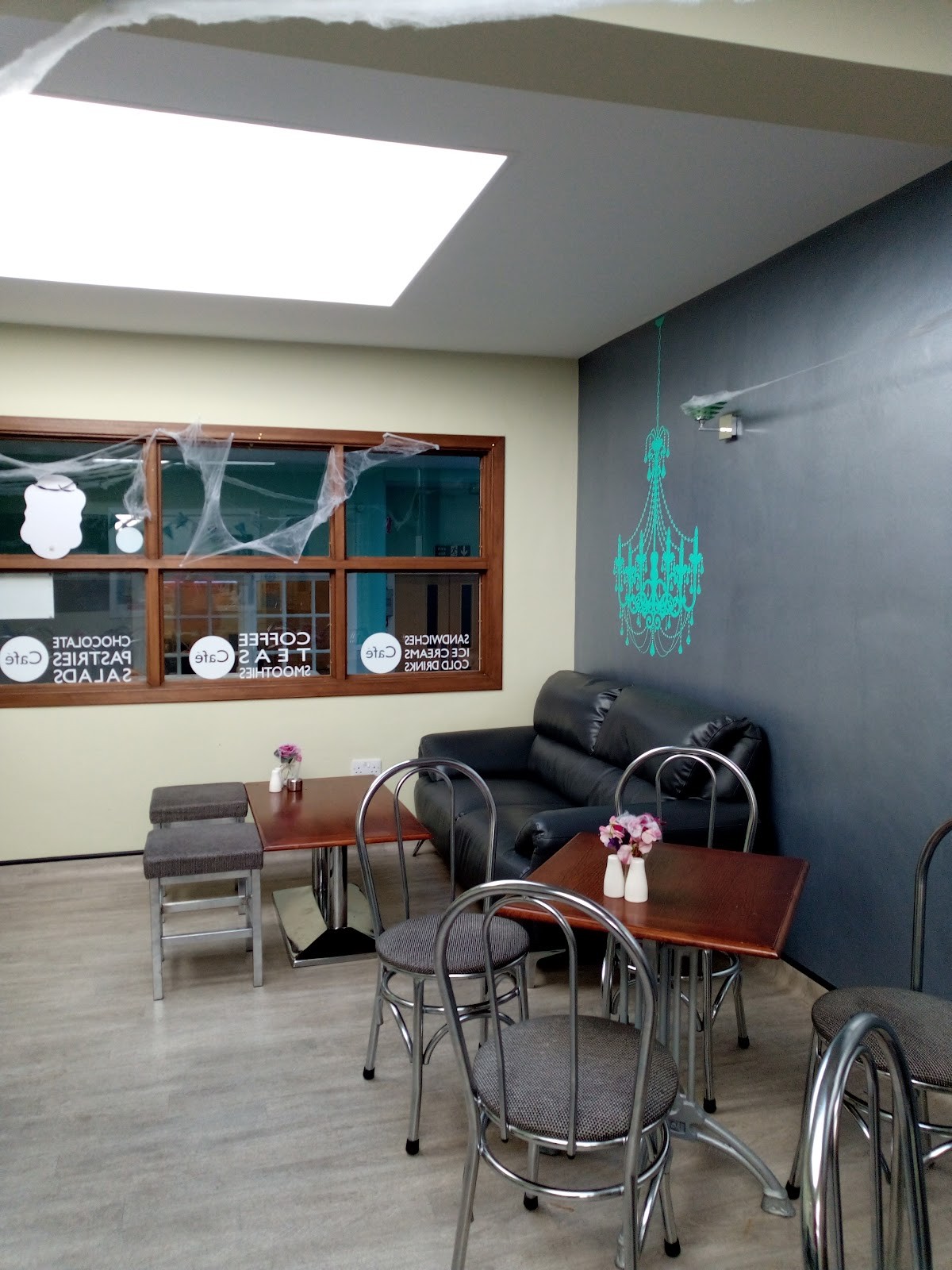 Cafe 48: the place