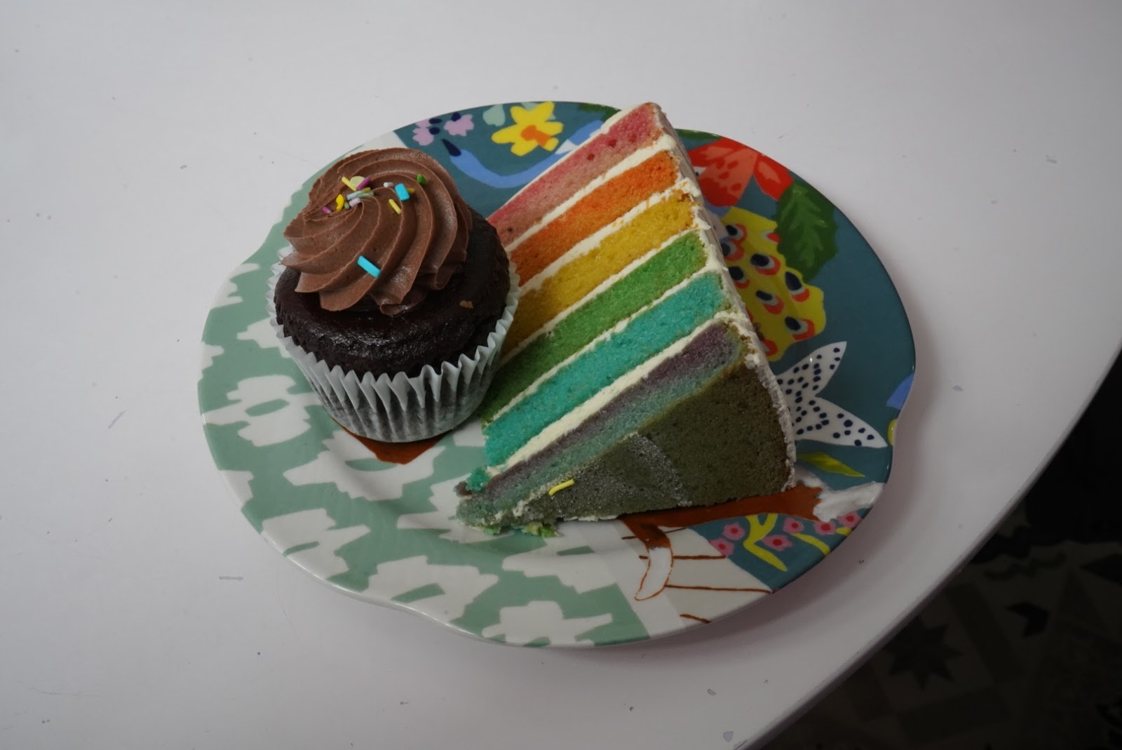 VIDA Bakery: food & drinks
