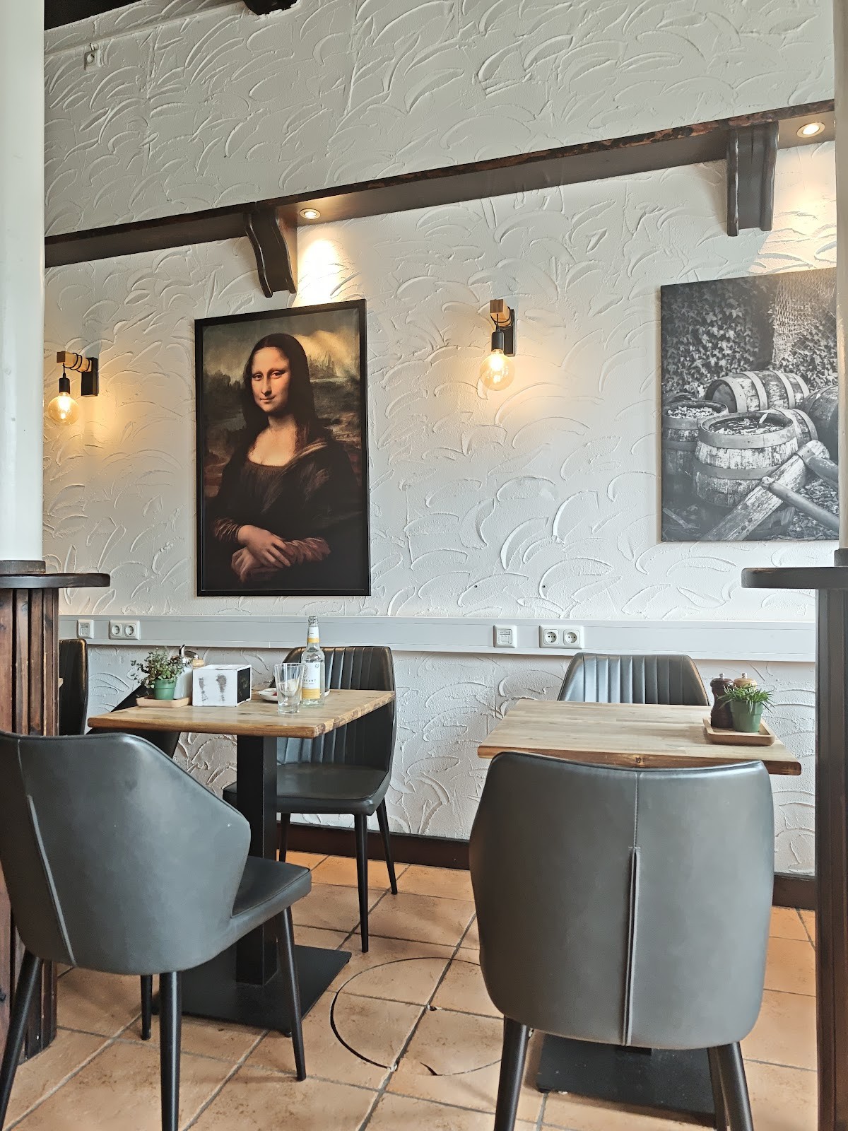 Vintage Café & Bar Harburg: the place