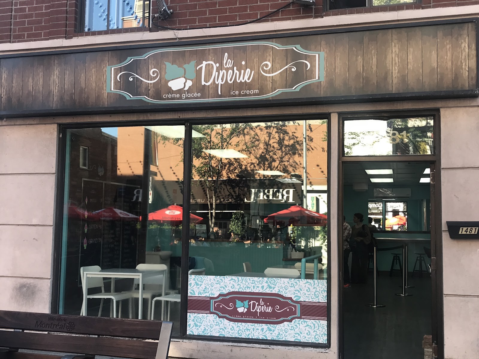 La Diperie Village Montreal: the place