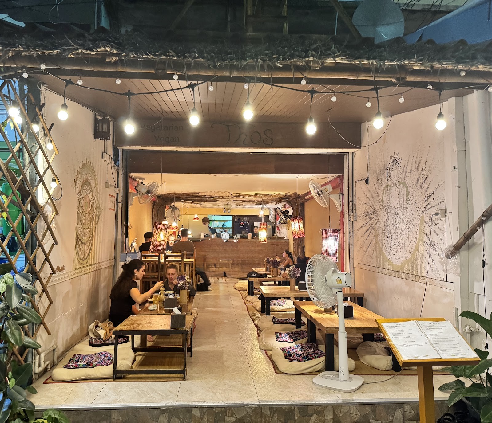 Ethos Vegetarian & Vegan Restaurant: the place