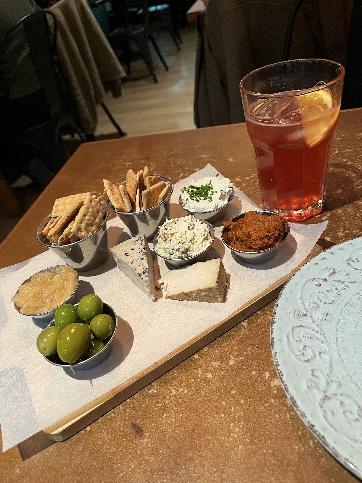 La Perra Verde: food & drinks