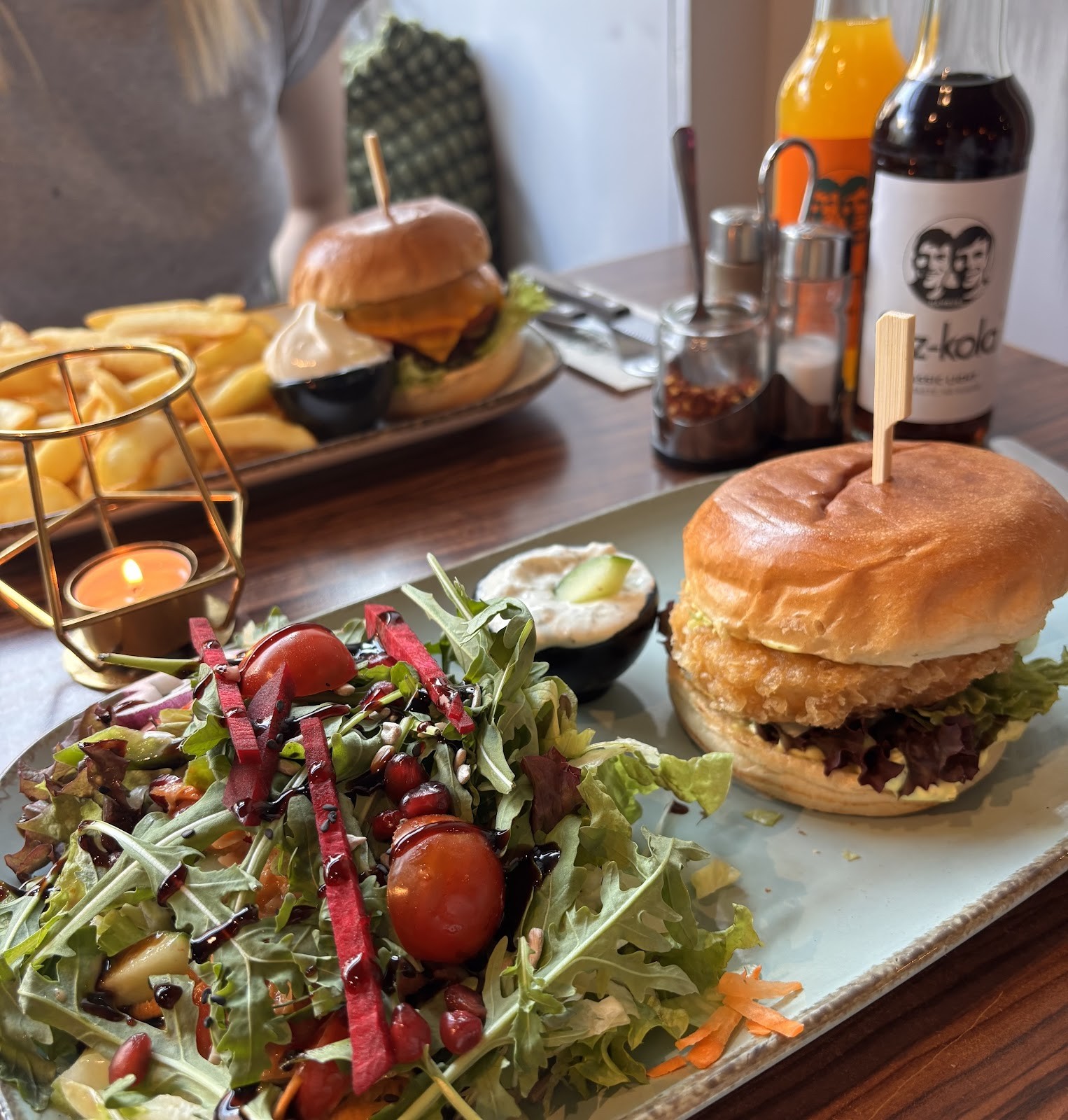 Apple & Eve: food & drinks