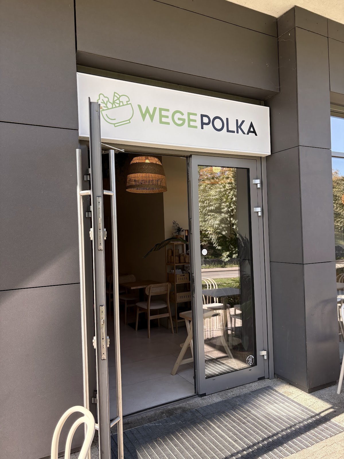Wege Polka: the place