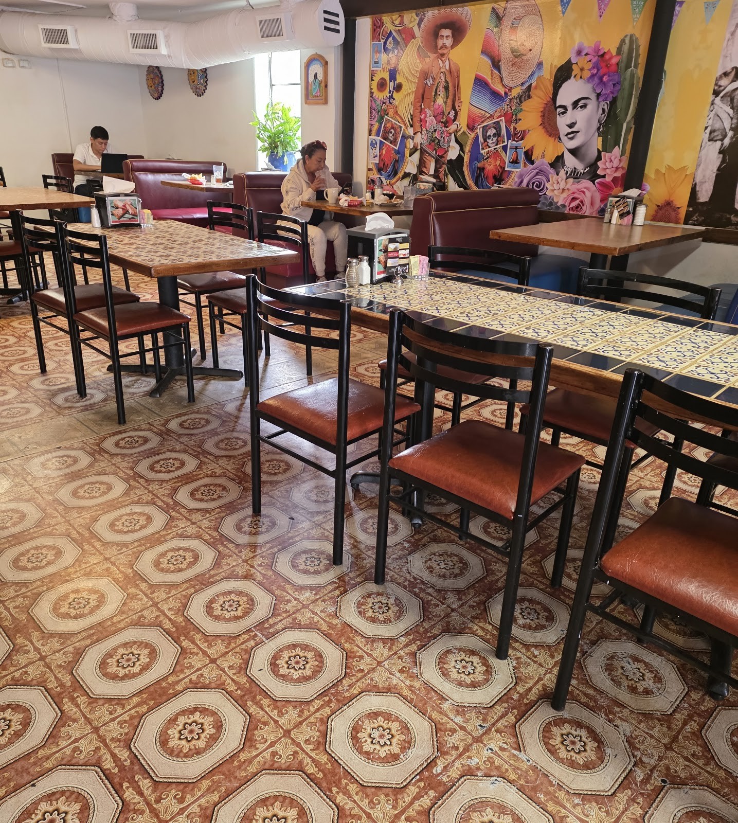 Jasmine's Restaurant: the place
