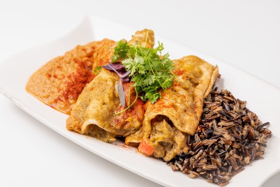 Beyond Vegan Eats: food & drinks
