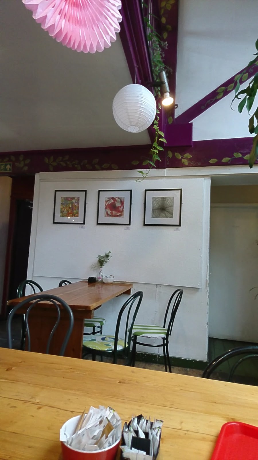 The Egg Vegetarian Cafe: the place