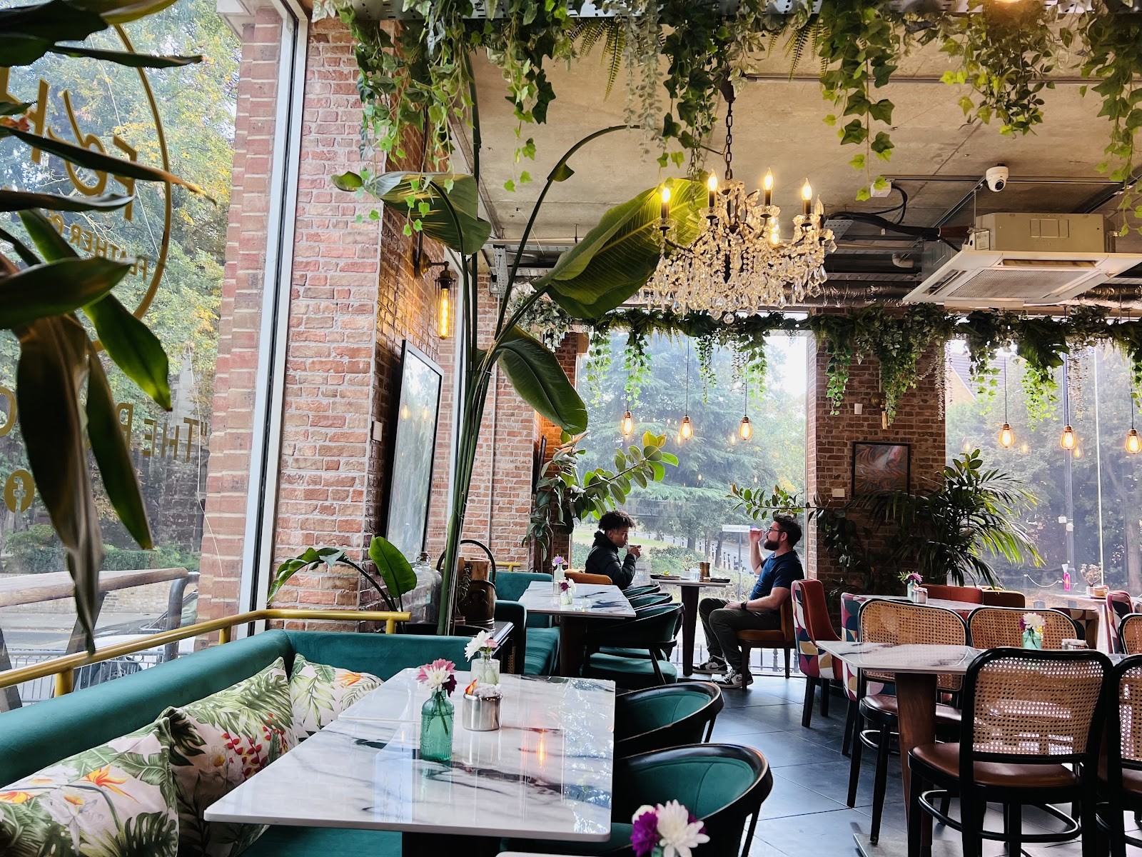 Feather & Heart: the place