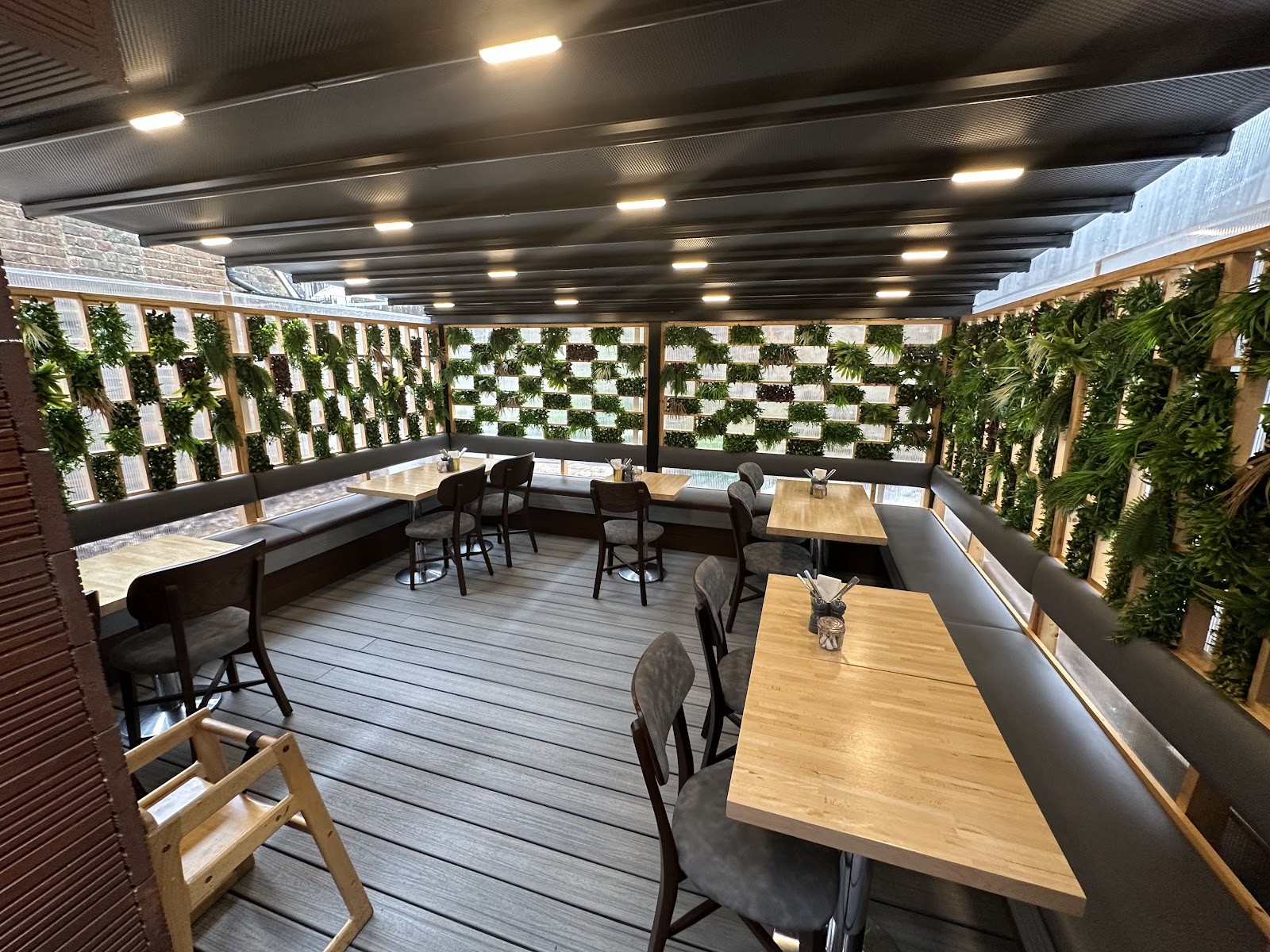 Fine Eat Kitchen: the place