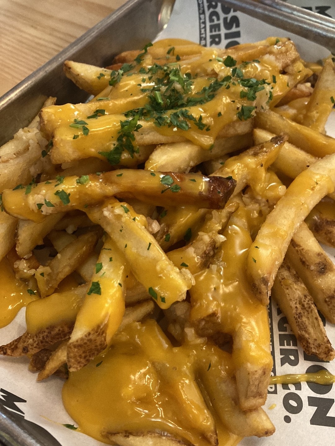 Mission Burger Co.: food & drinks