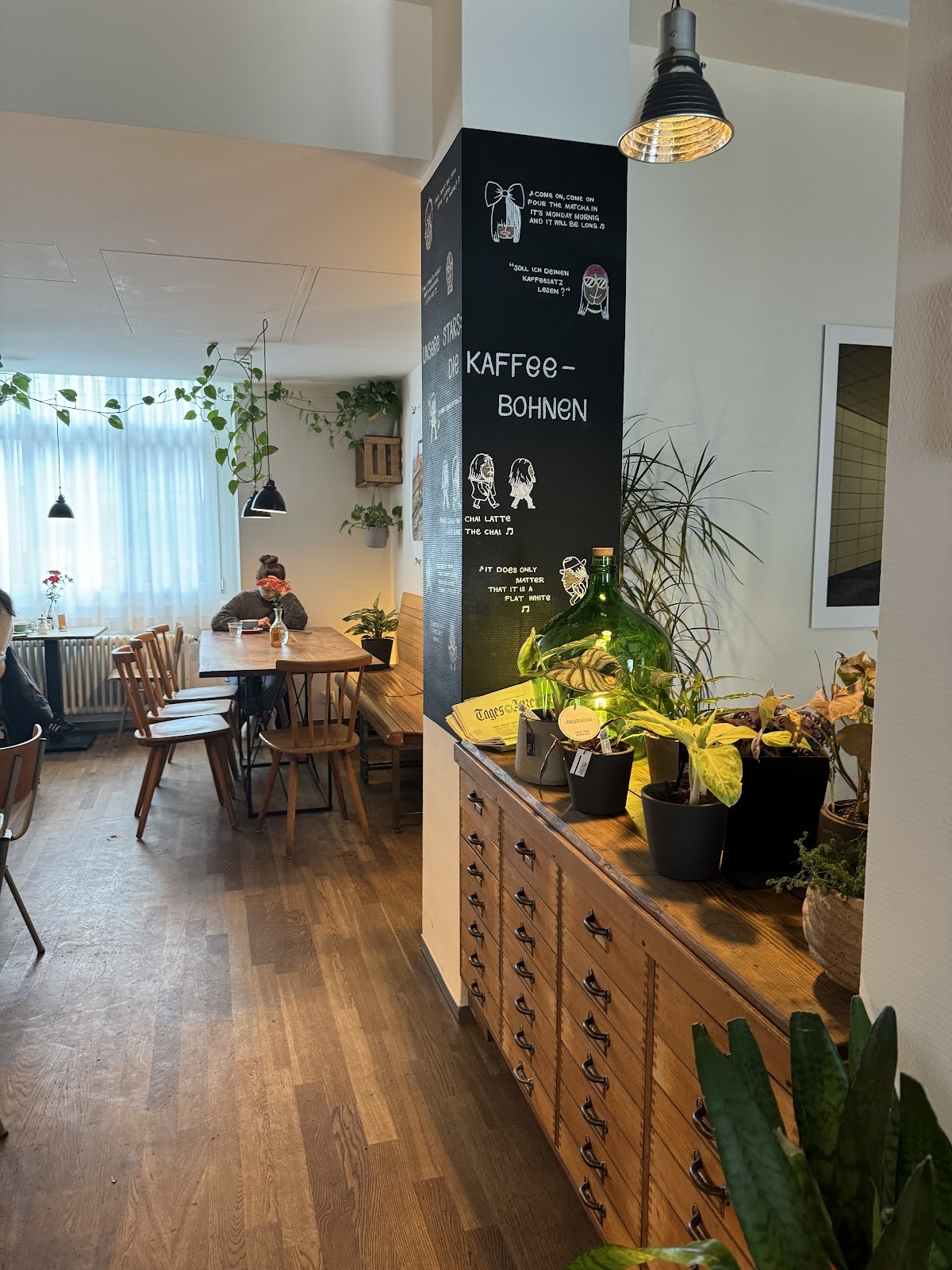 Kafi Freud: the place