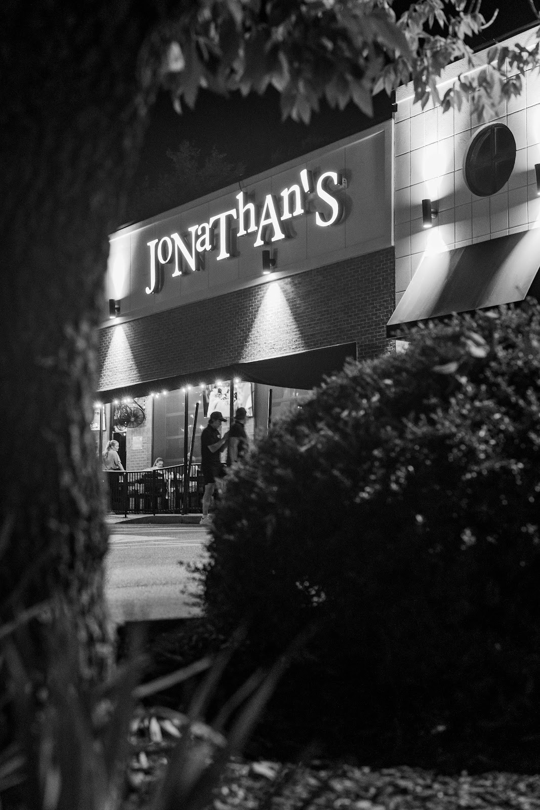 Jonathan's Grille: the place