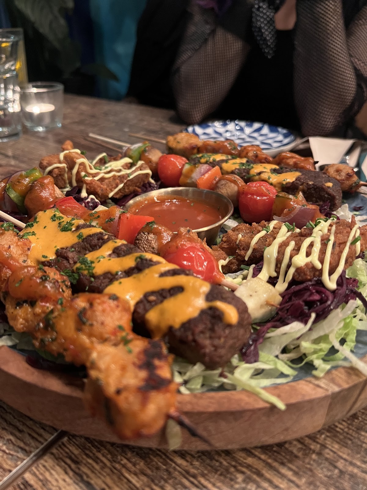 Koocha Mezze Bar: food & drinks