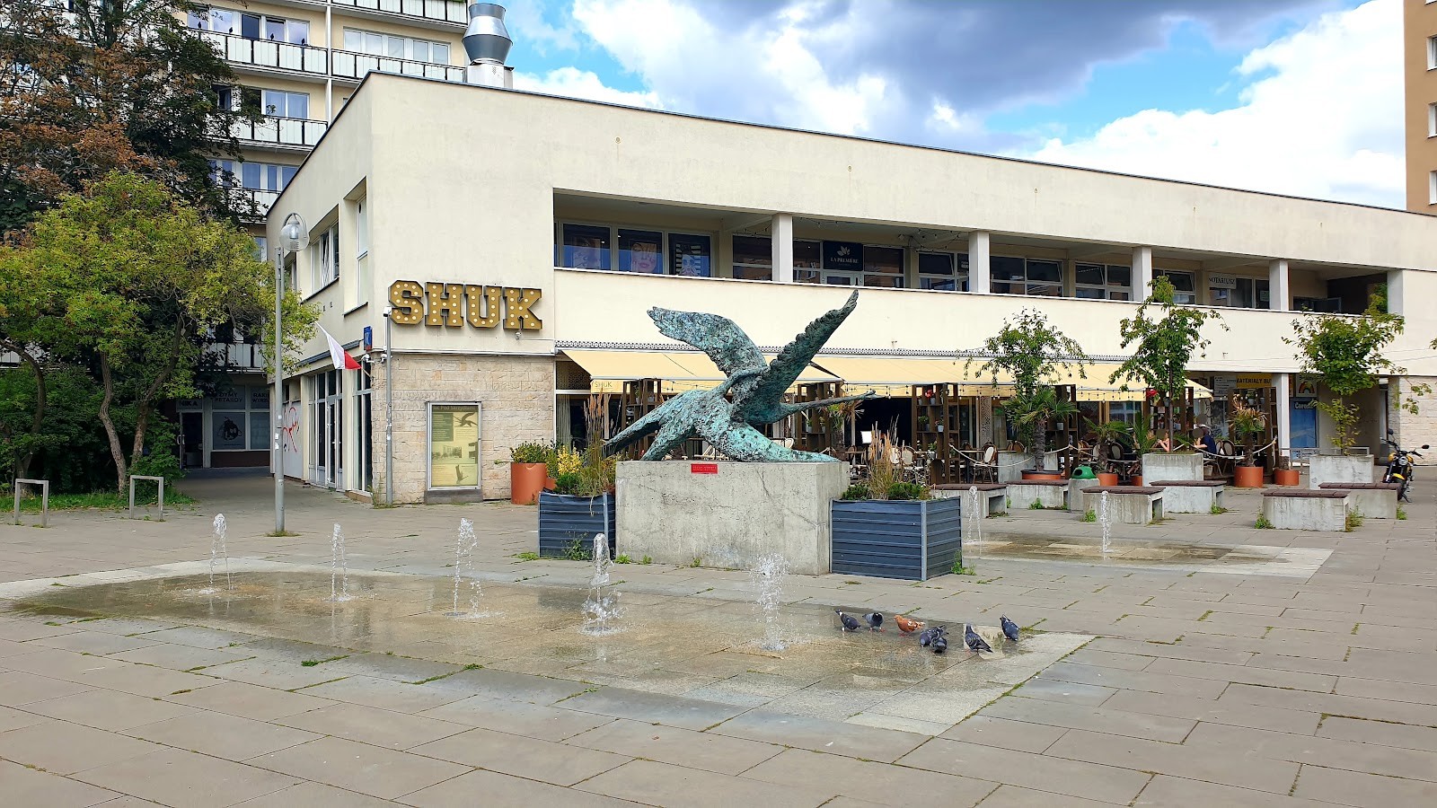 SHUK mezze & bar: the place