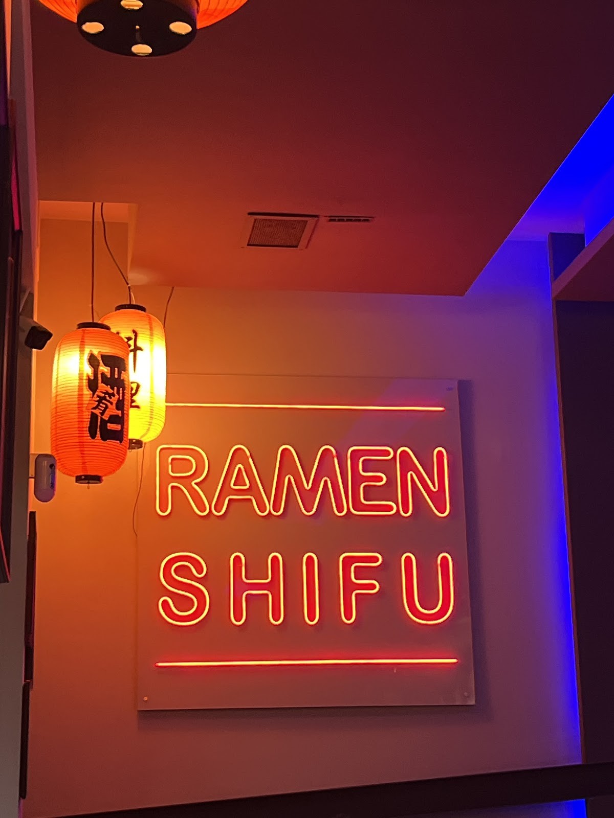 Ramen Shifu Filzi: the place