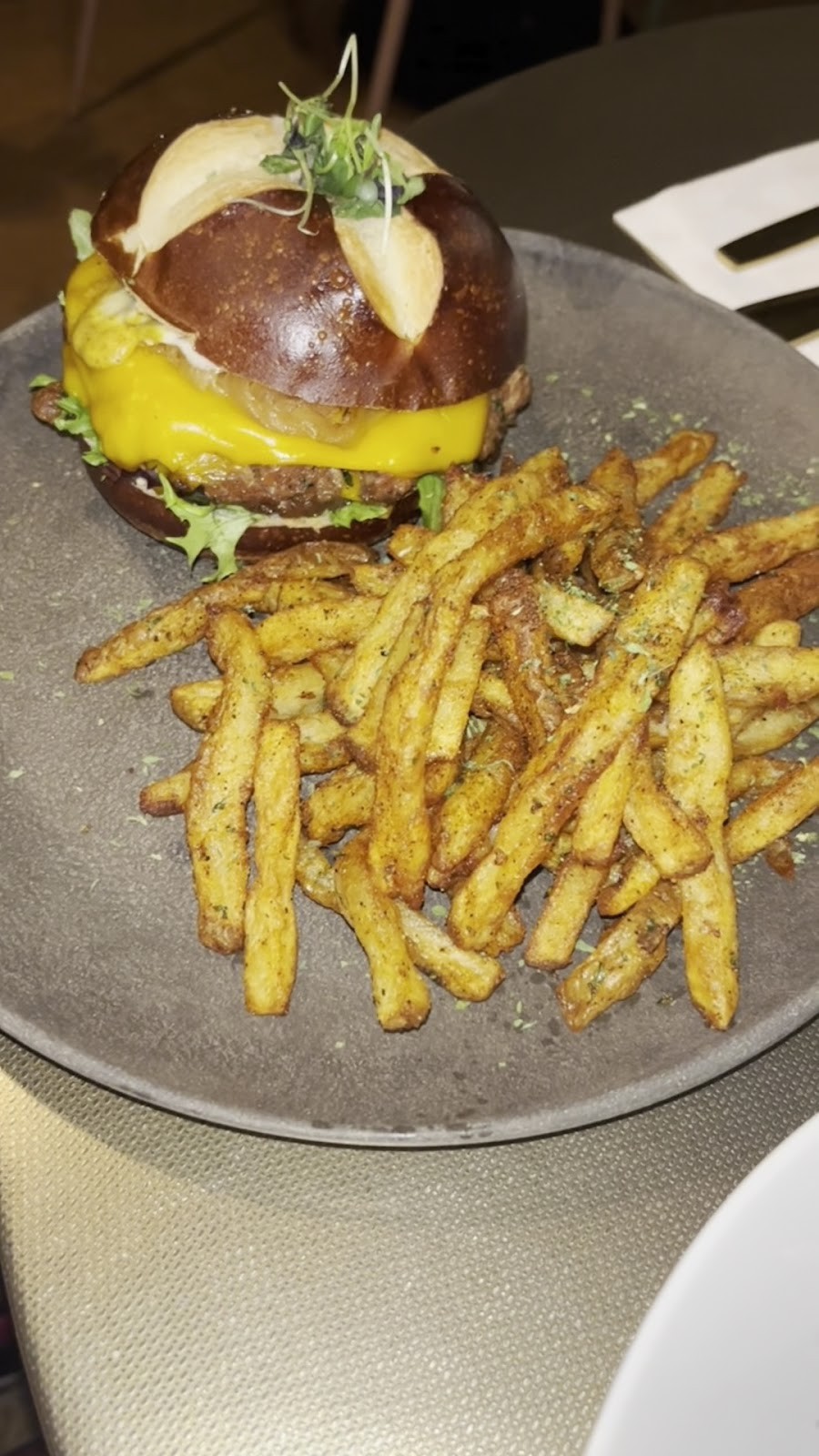 Aunts et Uncles: food & drinks