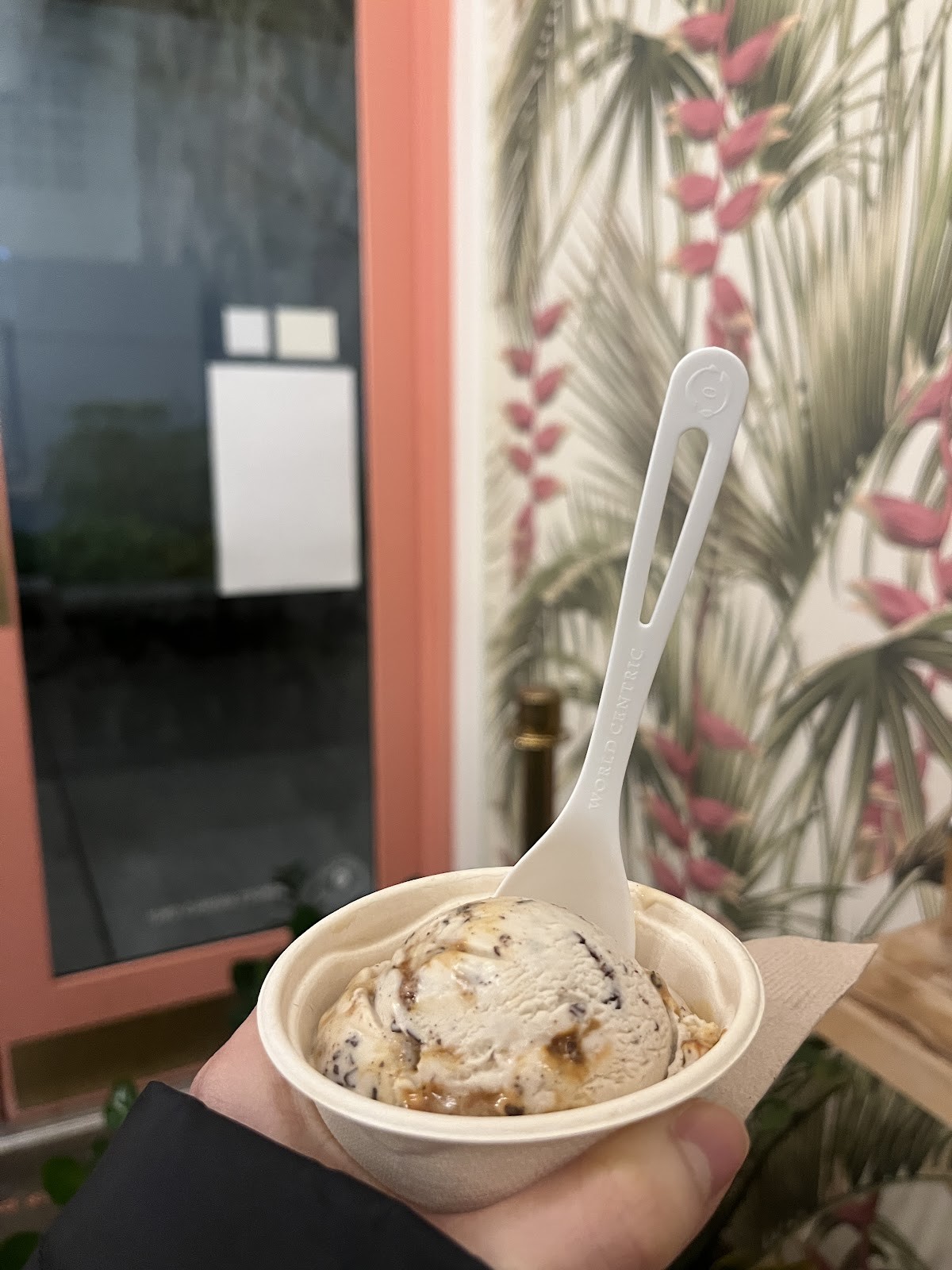 Frankie & Jo's University Village: food & drinks