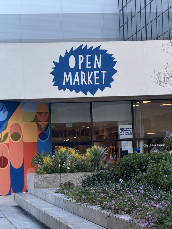Open Market: photo 4