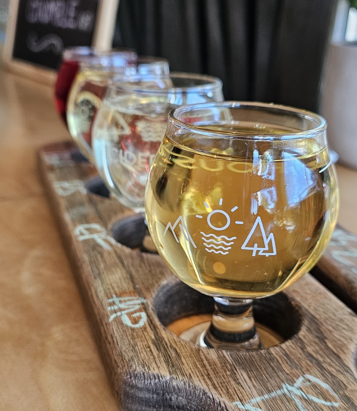 The Cider House: food & drinks