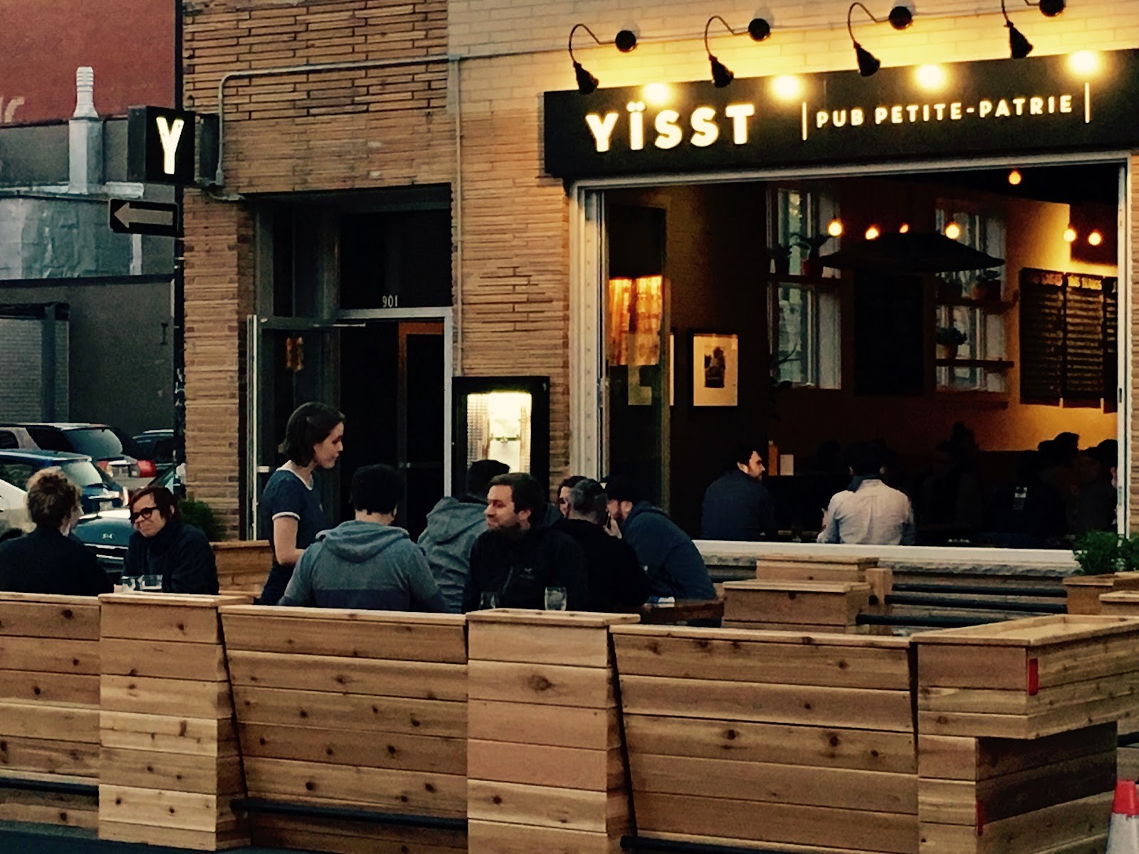 Yïsst - Pub Petite-Patrie: the place