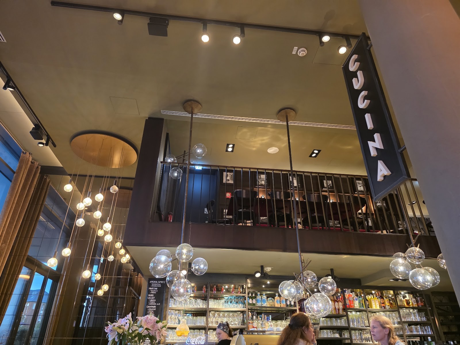 L'Osteria Berlin Humboldthafen: the place