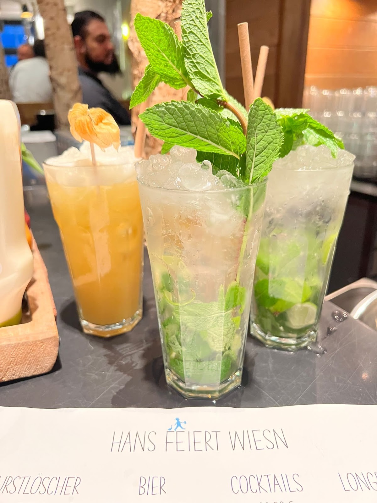 Hans im Glück: food & drinks
